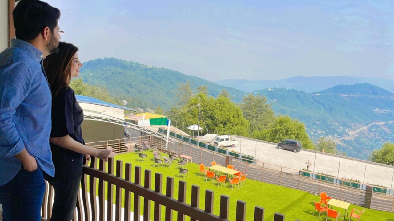 Roomy Junction, Murree Exterior photo